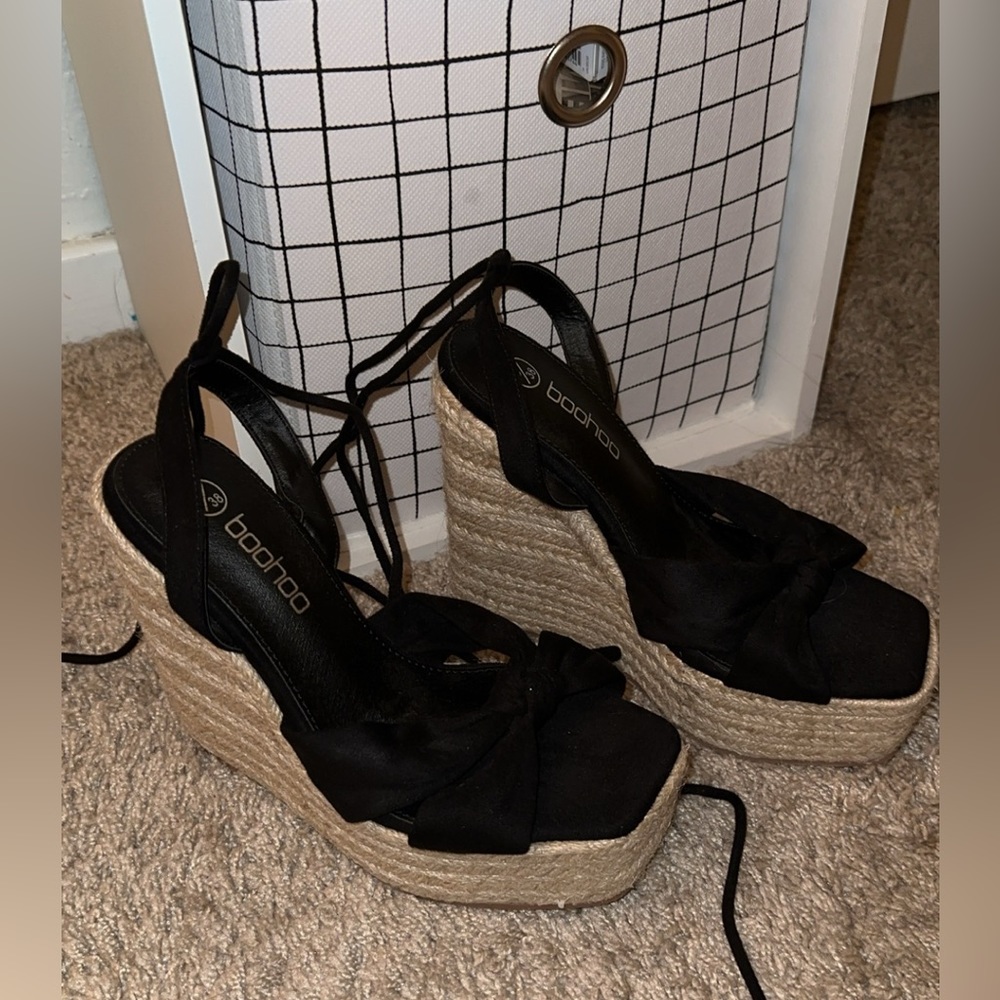 BooHoo Wedges